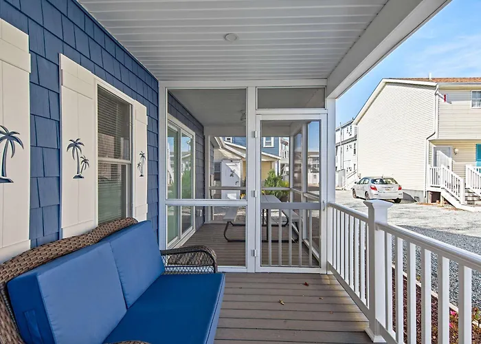 Parrot Bay 25 Pet Friendly Holiday home *