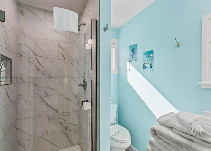 Parrot Bay 25 Pet Friendly